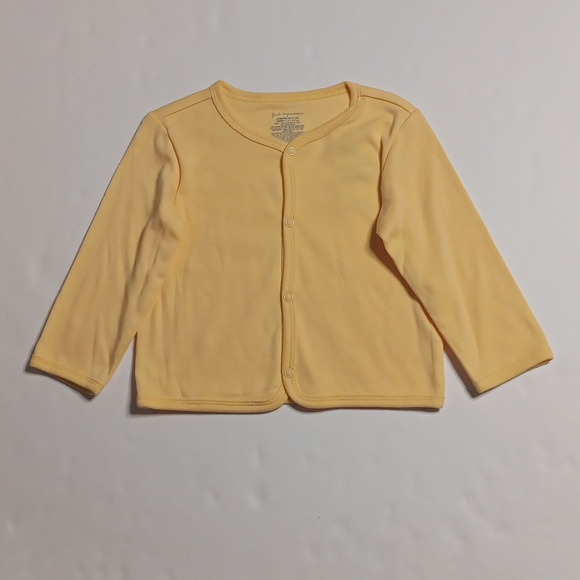 3 Cardigans - Picture 12 of 13